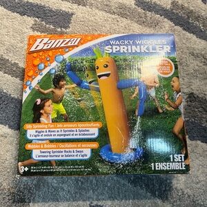 Wacky Wiggles Sprinkler - Blue and Yellow